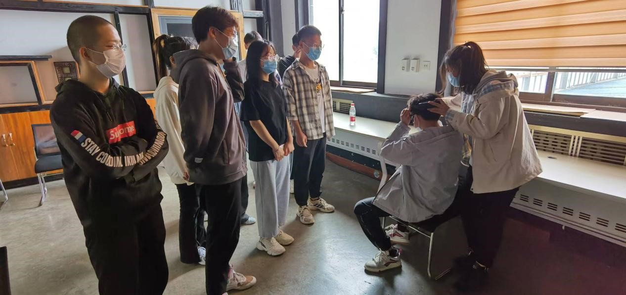 员工体验VR设备